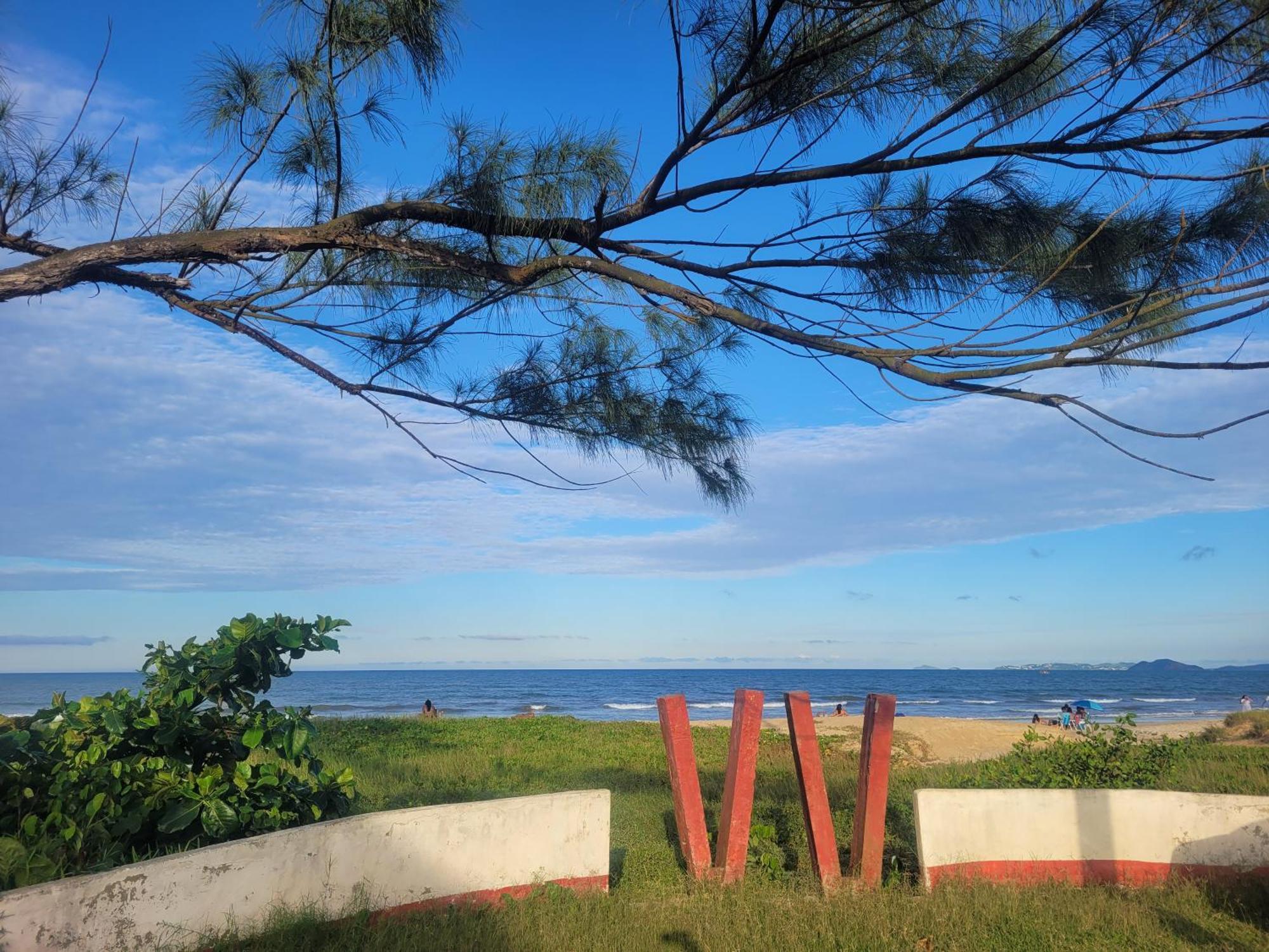 Вилла Casa Grande E Confortavel Piscina E Area Gourmet Em Cabo Frio Unamar Tamoios Verao Vermelho Tamoios Verao Vermelho Экстерьер фото
